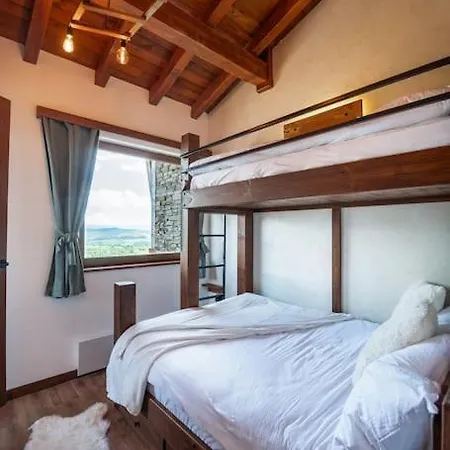The 2 Bedrooms Paradise Apartment